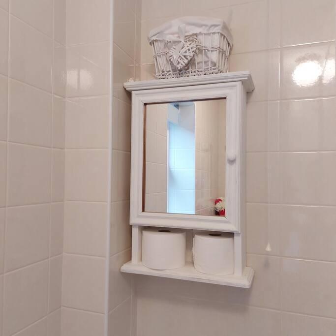 Cheerful, Cosy, One Bedroom Home With Patio And Parking Newbury  Eksteriør bilde